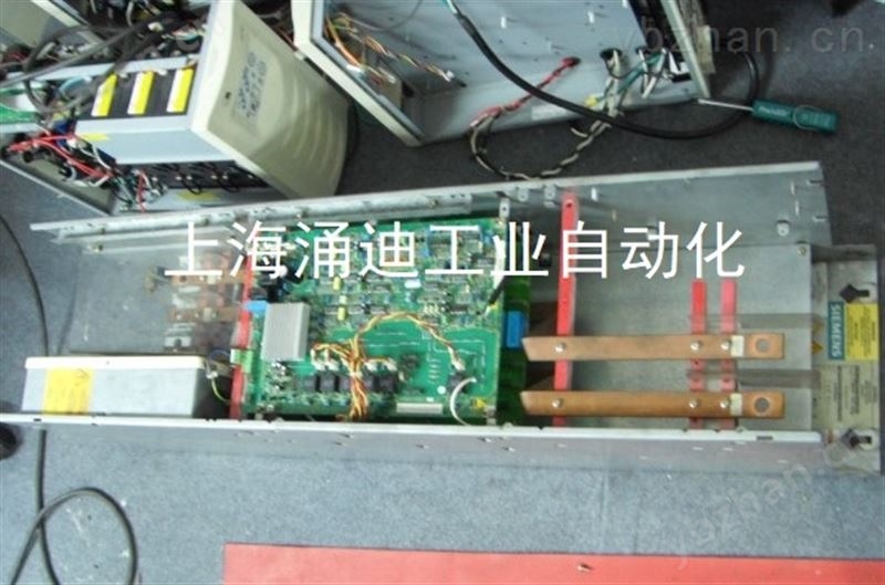 西门子PCU50.3滴滴响无显示维修 工业显示器