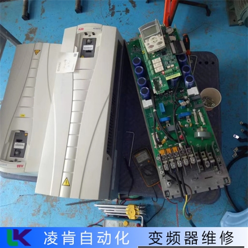 经典三级视频在线观看 富华变频器维修上电没反应