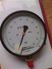 精密压力表0.25级