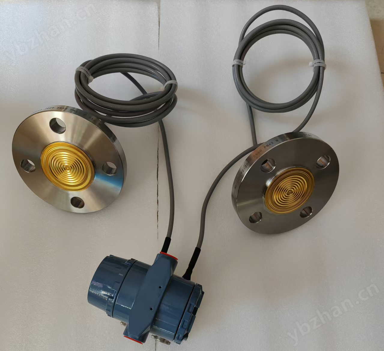 双法兰毛细管差压变送器