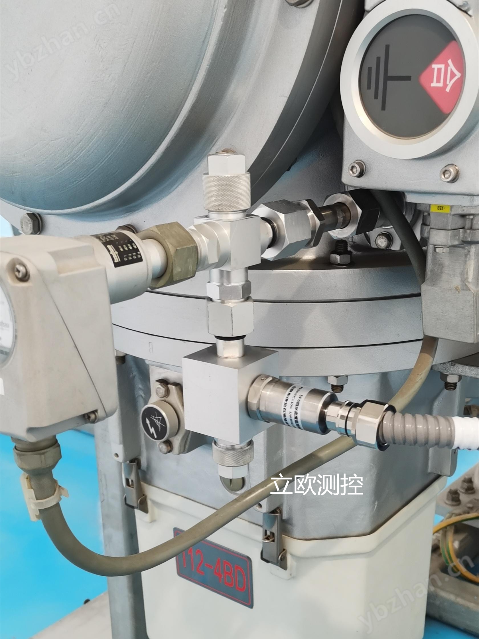 DHP145A型SF6微水密度传感器