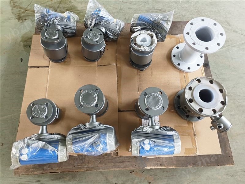 智能电磁流量计污水管道分体式一体防腐