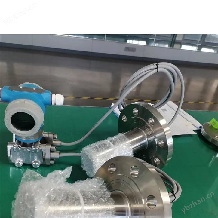 双法兰压差液位变送器