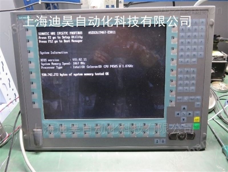 西门子840D进画面重启维修 工业显示器